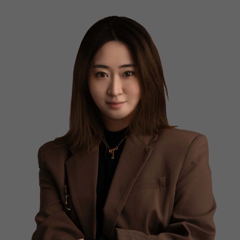 Portrait of Ellie Cheng