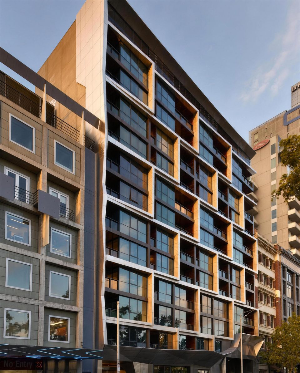 108 Flinders