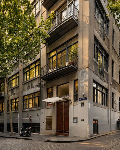 Dover's Building