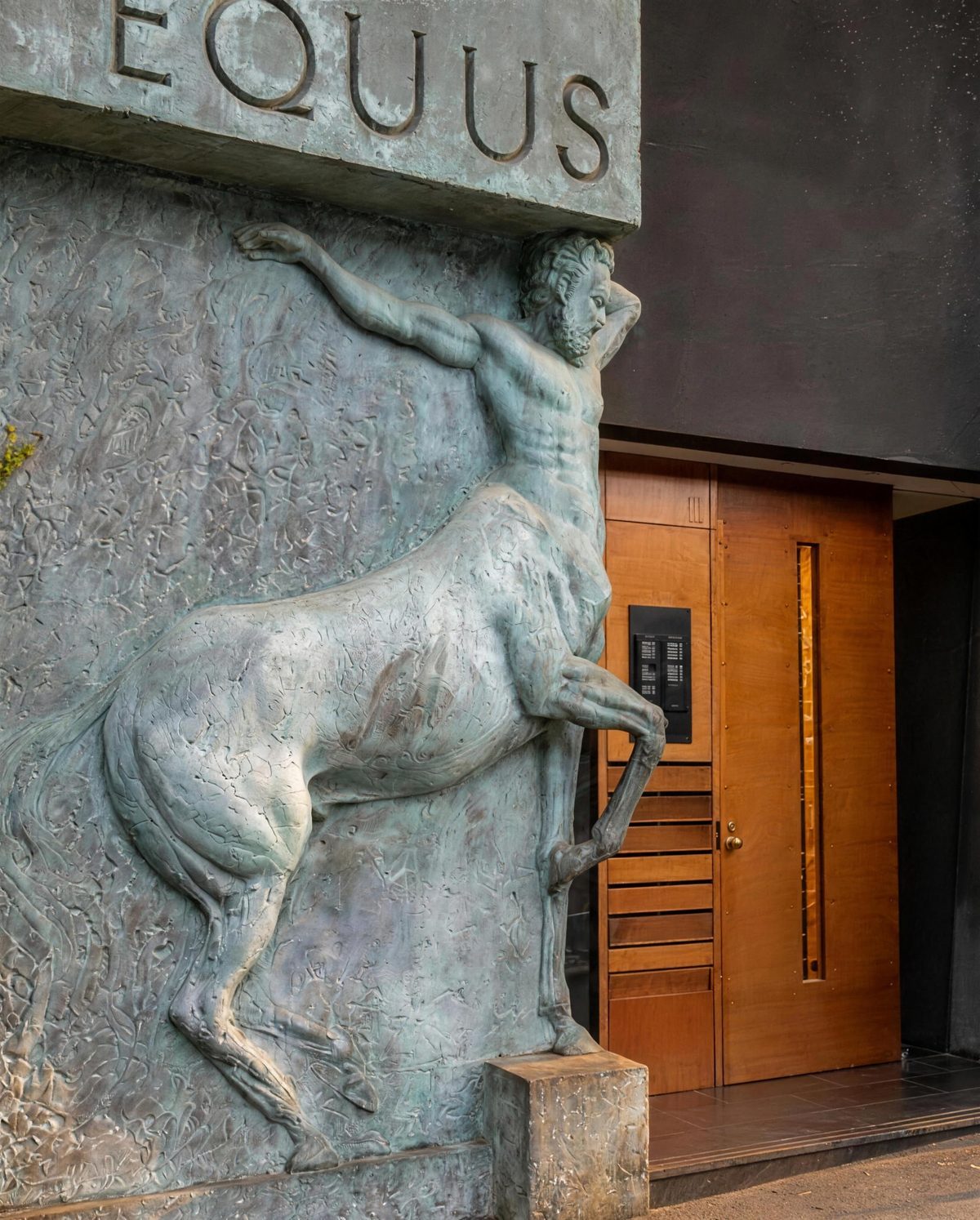 Equus (Melbourne Terrace Apartments) facade
