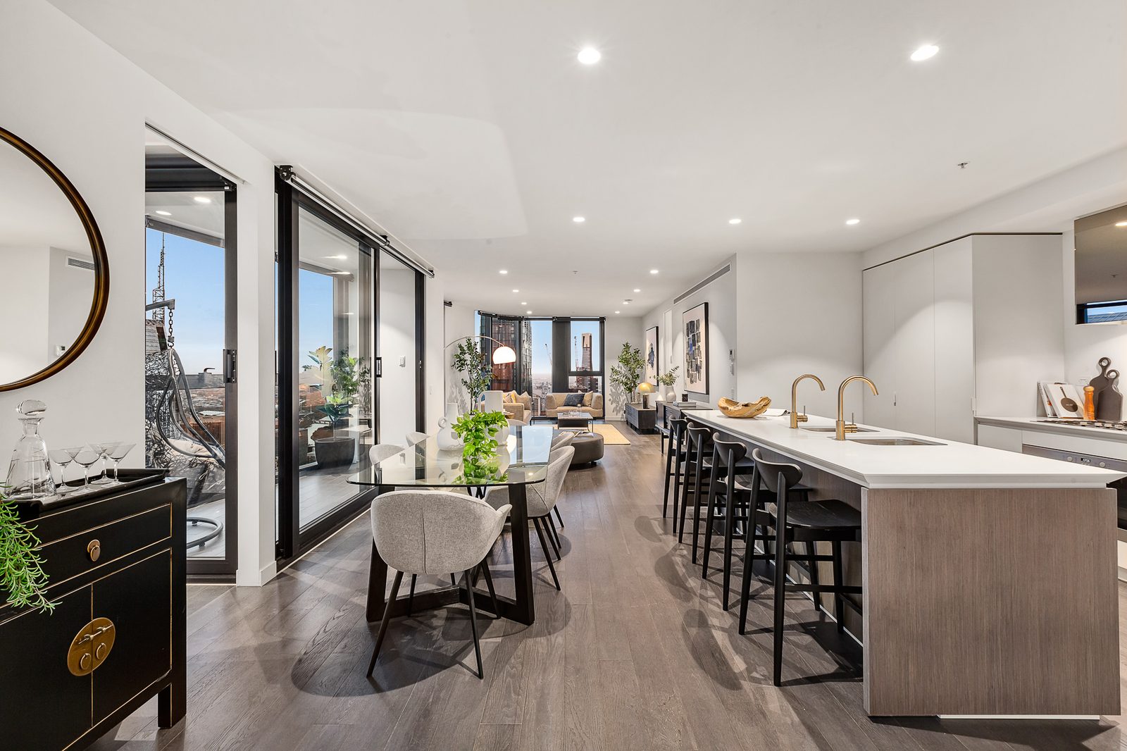 6208/135 A'Beckett Street, Melbourne VIC 3000