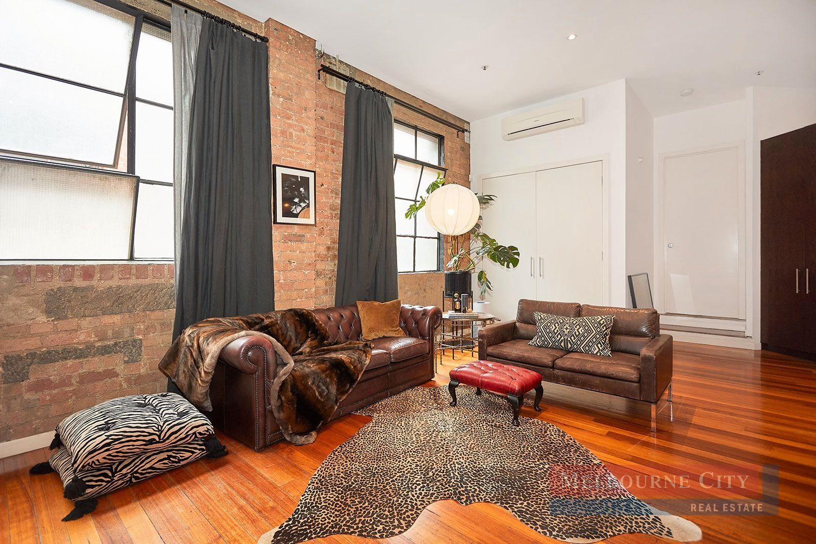 1/12 Warburton Lane, Melbourne VIC 3000