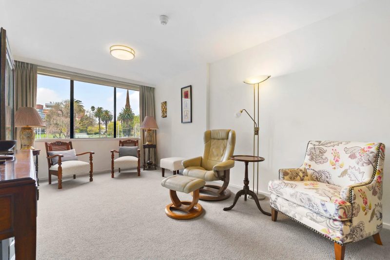 Super Value Spring Street Gem
